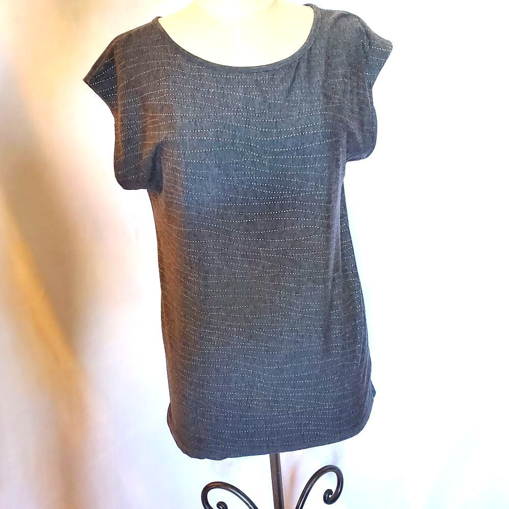 Gray w/ Gold Detail Foreign Exchange Tunic Top, Small - Picture 2 of 9